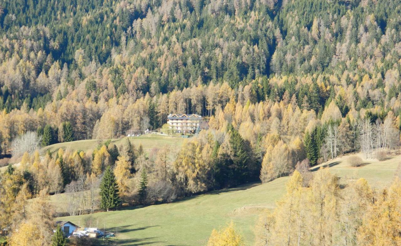 Hotel Ganzaie Даяно Экстерьер фото