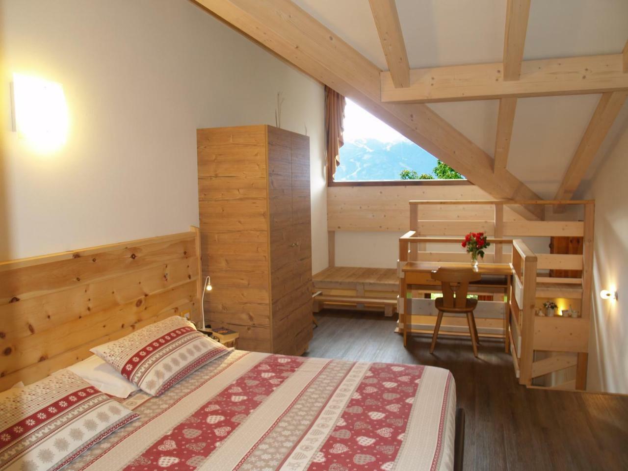 Hotel Ganzaie Даяно Экстерьер фото